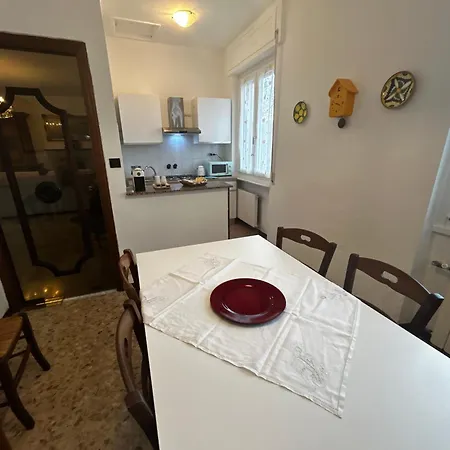 Casa Di Lalla - Outlet Shopping & Beauty Apartment