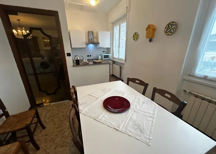 Casa Di Lalla - Outlet Shopping & Beauty Apartment